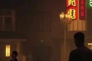 苔原邮差横版画面：苔原小路上骑单车的邮差背影